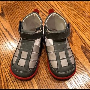 My way Boys Toddler’s Sandals size 7T